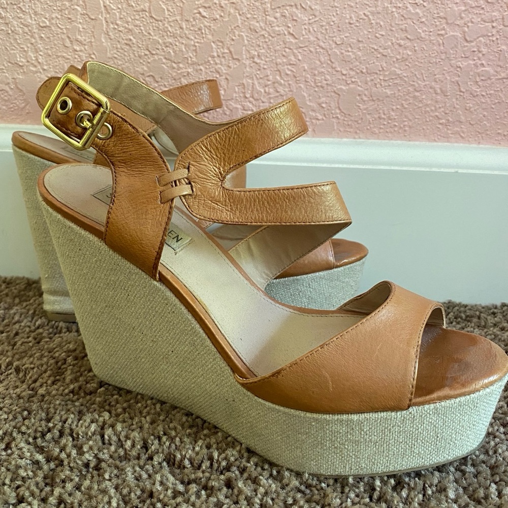 Steve Madden Marcii Tan Platform Wedges Size 8.5